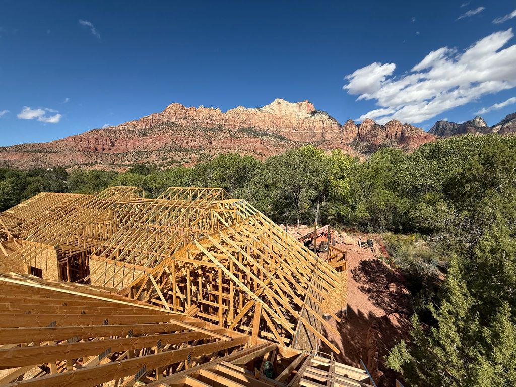 Log-style structural framing with heavy timber elements